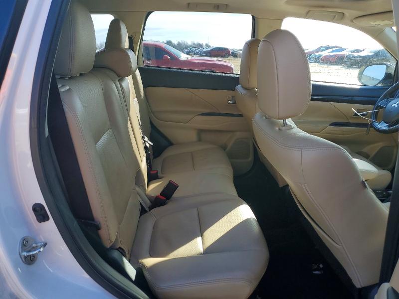Photo 11 from auction – 2018 MITSUBISHI OUTLANDER with VIN JA4AD3A33JZ000746
