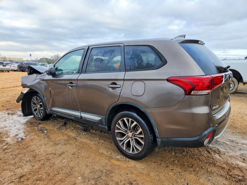 Photo 2 from auction – 2018 MITSUBISHI OUTLANDER with VIN JA4AD2A39JZ027184