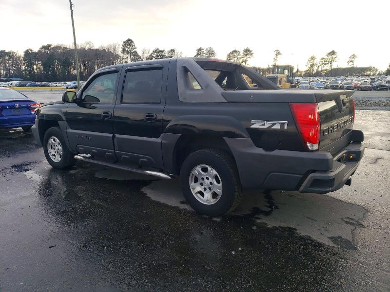 Photo 2 from auction – 2004 CHEVROLET AVALANCHE with VIN 3GNEK12T24G340580