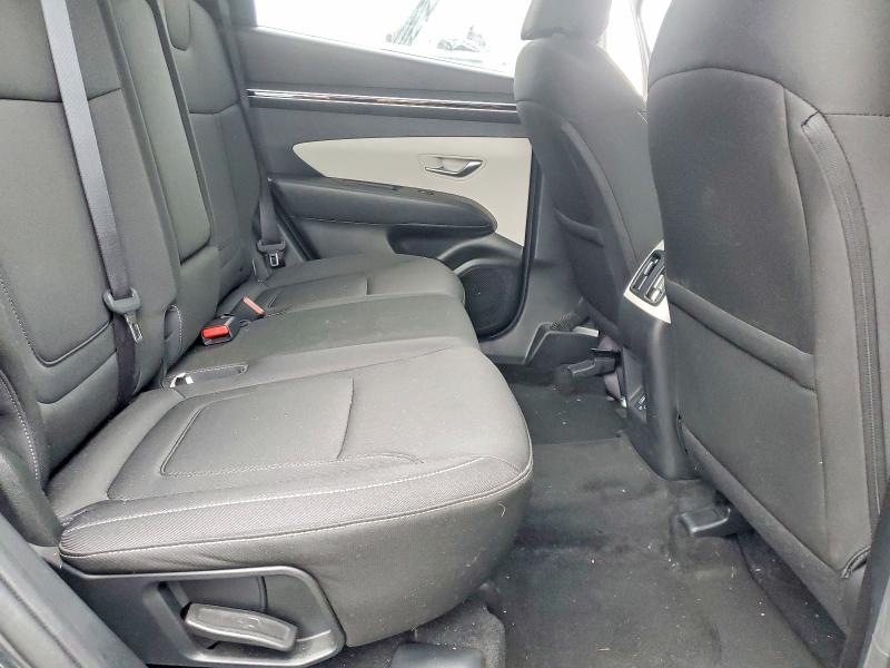 Photo 11 from auction – 2022 HYUNDAI TUCSON SEL with VIN 5NMJBCAE2NH158874