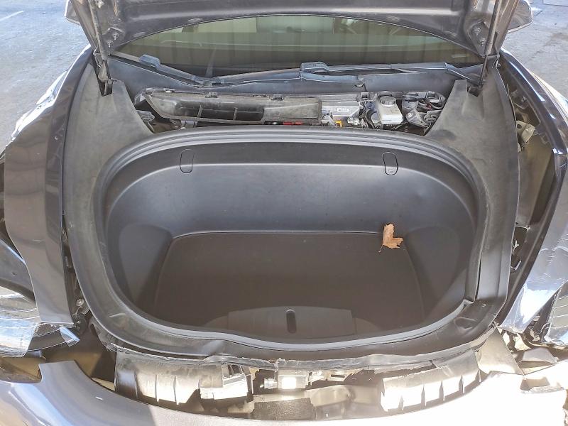 Photo 11 from auction – 2018 TESLA MODEL 3 with VIN 5YJ3E1EB9JF119506