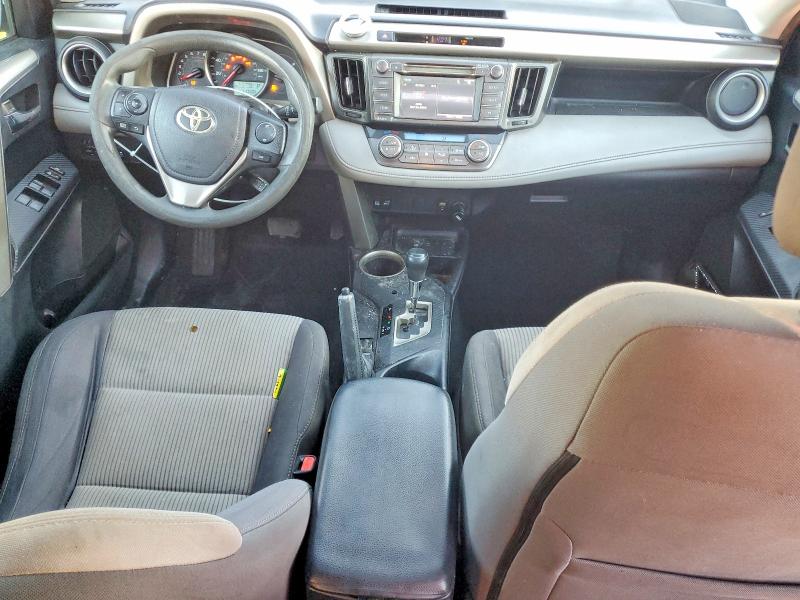 Photo 8 from auction – 2015 TOYOTA RAV4 with VIN 2T3WFREV6FW179375