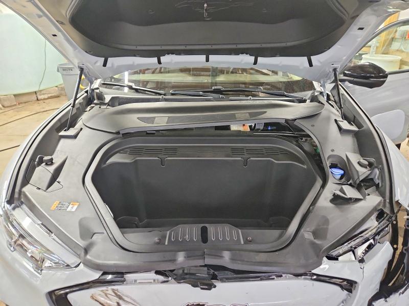 Photo 11 from auction – 2023 FORD MUSTANG MA with VIN 3FMTK3SU5PMA64756