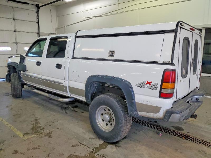 Photo 2 from auction – 2006 GMC SIERRA K25 with VIN 1GTHK23U16F227047