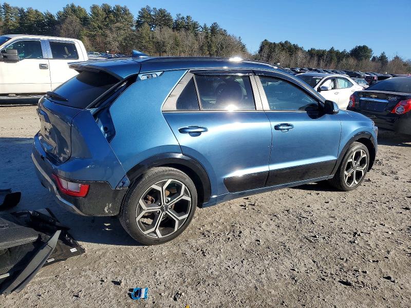 Photo 3 from auction – 2023 KIA NIRO EX with VIN KNDCR3LE8P5037516