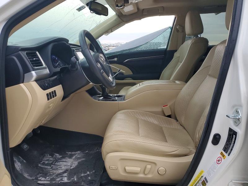 Photo 7 from auction – 2016 TOYOTA HIGHLANDER with VIN 5TDYKRFH0GS139471