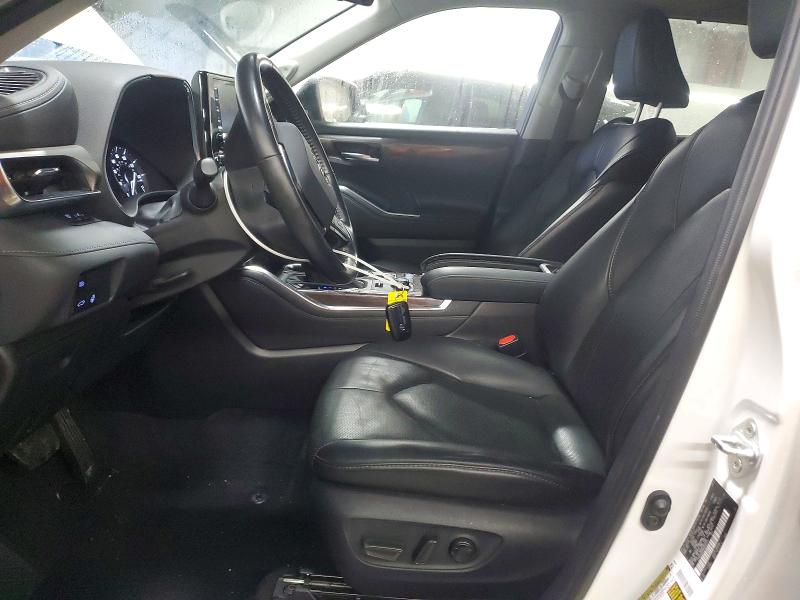 Photo 7 from auction – 2021 TOYOTA HIGHLANDER with VIN 5TDDZRBH0MS085570