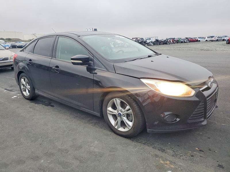 Photo 4 from auction – 2014 FORD FOCUS SE with VIN 1FADP3F26EL156403