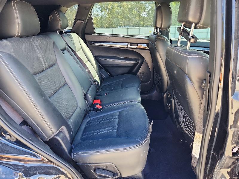 Photo 11 from auction – 2015 KIA SORENTO with VIN 5XYKW4A78FG596195