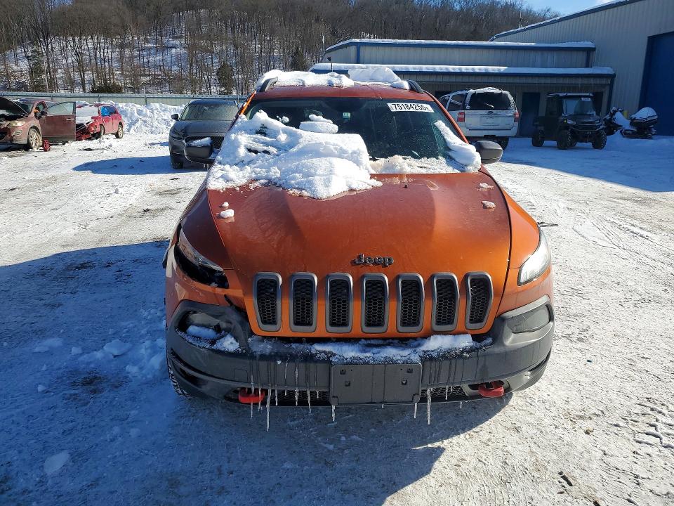 Photo 5 from auction – 2014 JEEP CHEROKEE T with VIN 1C4PJMBB5EW237119