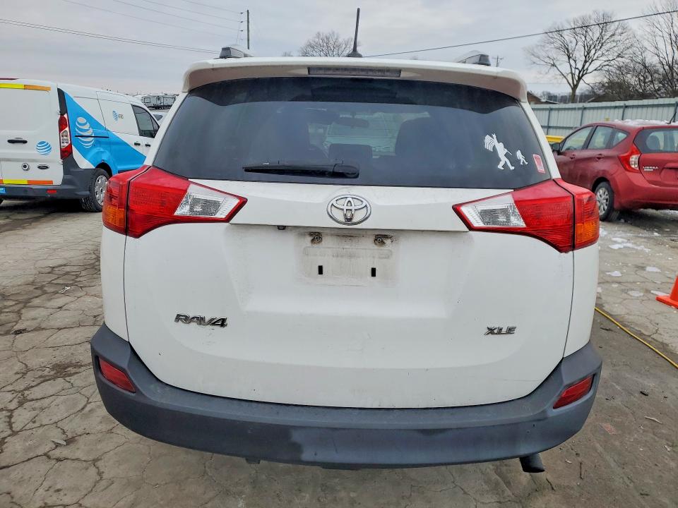 Photo 6 from auction – 2014 TOYOTA RAV4 XLE with VIN 2T3WFREV2EW104087
