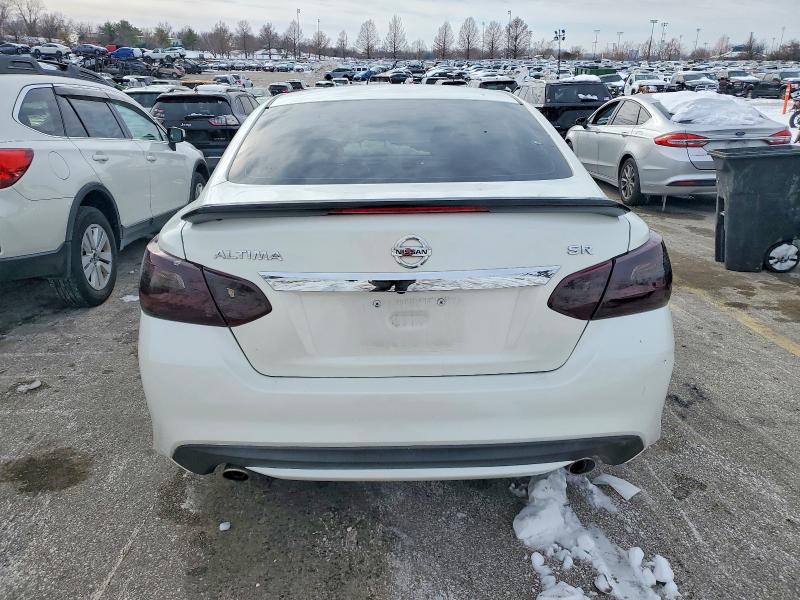 Photo 6 from auction – 2017 NISSAN ALTIMA with VIN 1N4AL3AP3HC262121