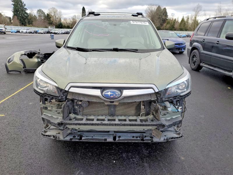 Photo 5 from auction – 2019 SUBARU FORESTER P with VIN JF2SKAEC7KH590781