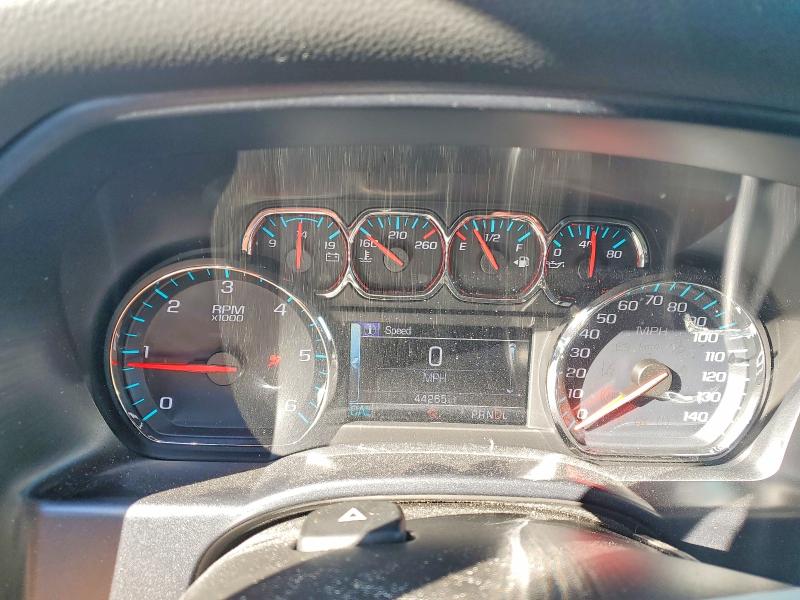 Photo 9 from auction – 2018 CHEVROLET SILVERADO with VIN 1GCRCREC0JZ181104