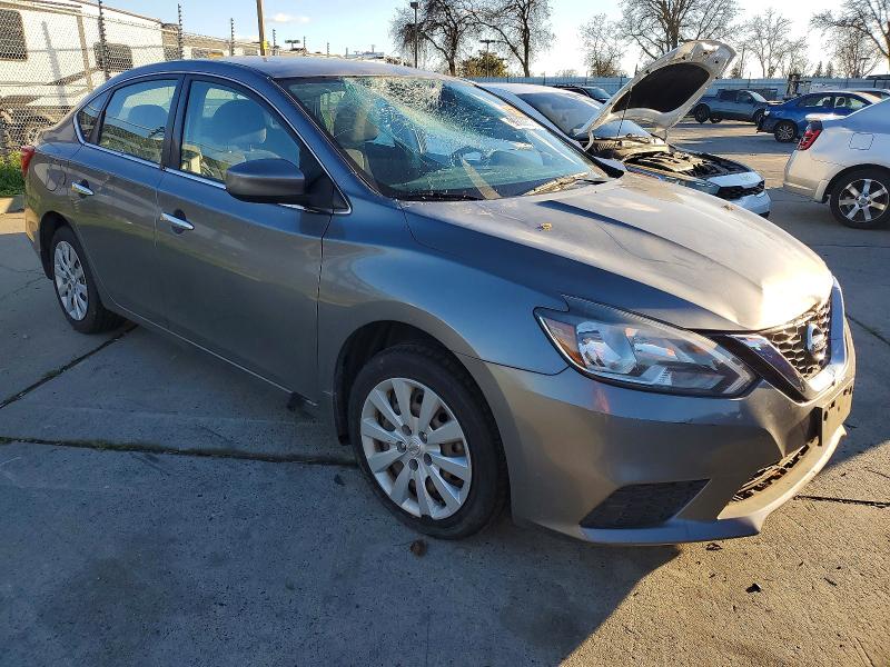 Photo 4 from auction – 2017 NISSAN SENTRA S with VIN 3N1AB7AP4HY326228