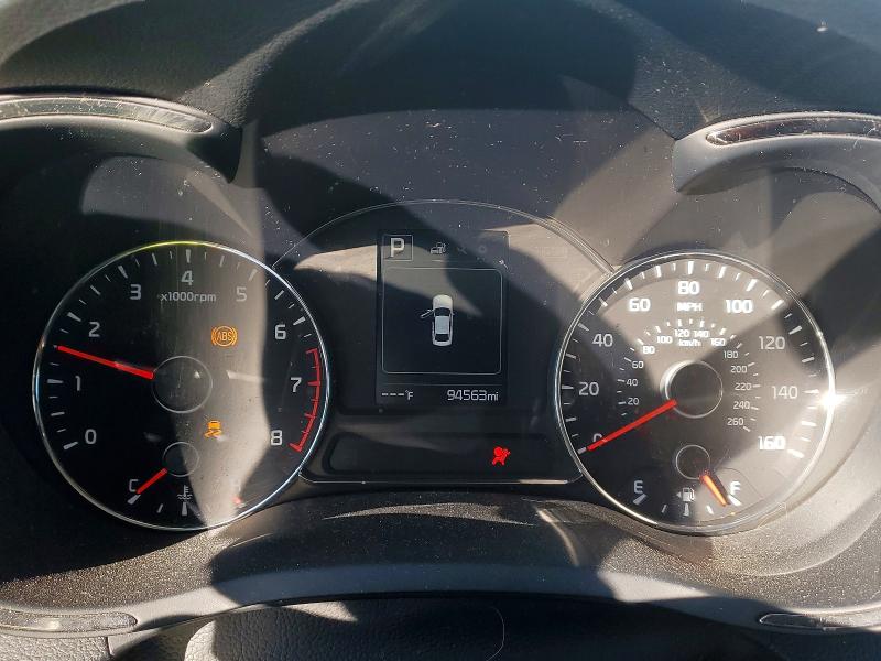 Photo 9 from auction – 2017 KIA FORTE with VIN 3KPFL4A71HE009023