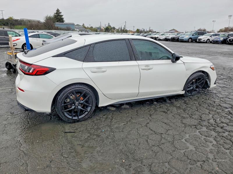 Photo 3 from auction – 2024 HONDA CIVIC with VIN 19XFL2H87RE013369