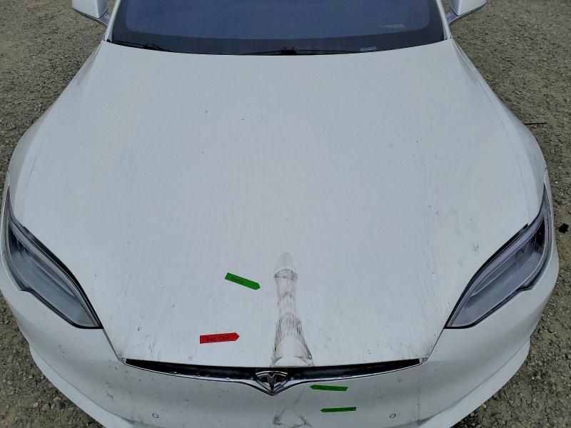 Photo 11 from auction – 2016 TESLA MODEL S with VIN 5YJSA1E19GF174688