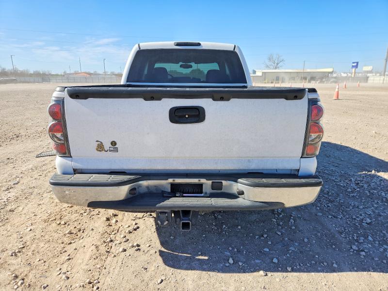 Photo 6 from auction – 2006 CHEVROLET SILVERADO with VIN 2GCEC13T061221507