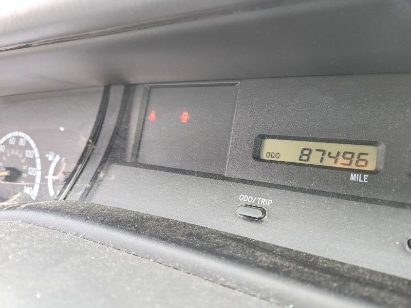 Photo 9 from auction – 2000 TOYOTA AVALON XL with VIN 4T1BF28B6YU034596