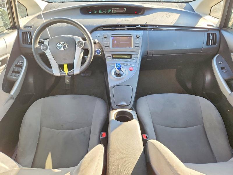 Photo 8 from auction – 2015 TOYOTA PRIUS with VIN JTDKN3DU1F1990488