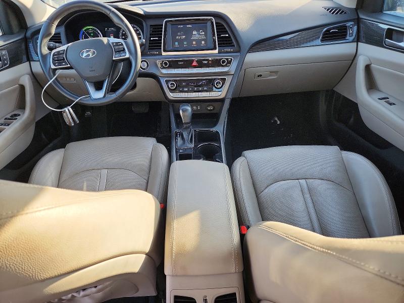 Photo 8 from auction – 2018 HYUNDAI SONATA with VIN KMHE34L37JA083024