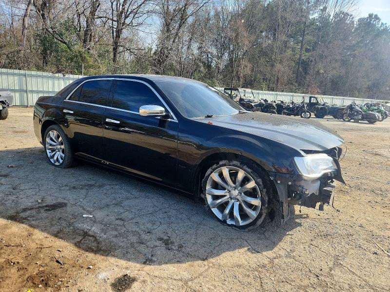 Photo 4 from auction – 2018 CHRYSLER 300 with VIN 2C3CCAEG1JH296129