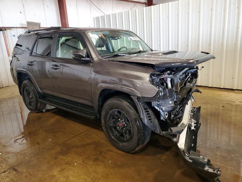 Photo 4 from auction – 2023 TOYOTA 4RUNNER SE with VIN JTERU5JRXP6165501