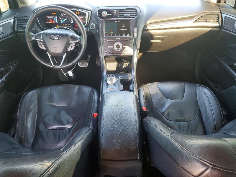 Photo 8 from auction – 2017 FORD FUSION with VIN 3FA6P0SU9HR367938