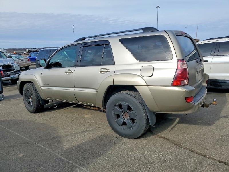 Photo 2 from auction – 2004 TOYOTA 4RUNNER SR with VIN JTEBU14R240037077