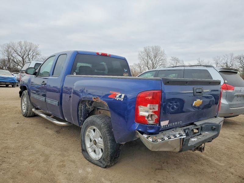 Photo 2 from auction – 2013 CHEVROLET SILVERADO with VIN 1GCRKSE75DZ345285