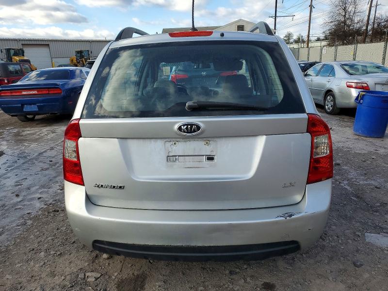 Photo 6 from auction – 2009 KIA RONDO BASE with VIN KNAFG529897273509