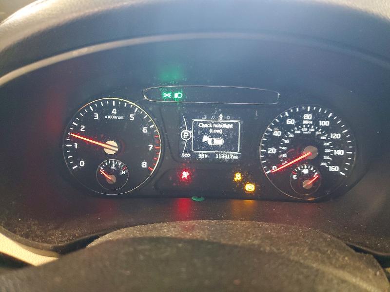 Photo 9 from auction – 2017 KIA SORENTO LX with VIN 5XYPGDA56HG291735