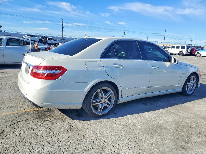 Photo 3 from auction – 2012 MERCEDES-BENZ E 350 with VIN WDDHF5KBXCA553014