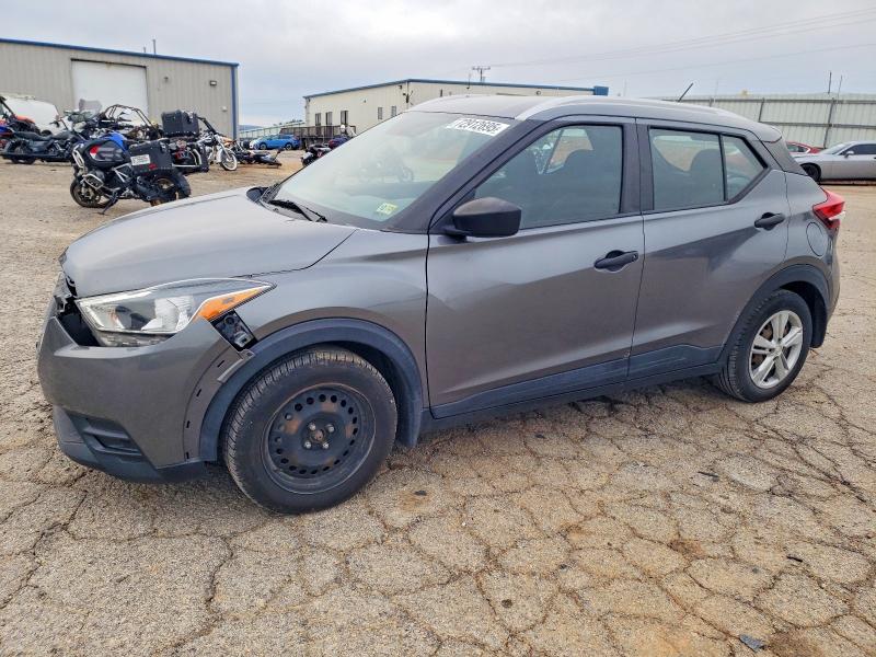 NISSAN KICKS S 2019 with VIN 3N1CP5CU3KL501543 - Photo from auction