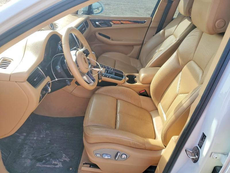 Photo 7 from auction – 2016 PORSCHE MACAN S with VIN WP1AB2A57GLB46097