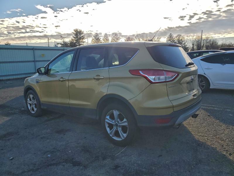 Photo 2 from auction – 2014 FORD ESCAPE SE with VIN 1FMCU0GX1EUD07113