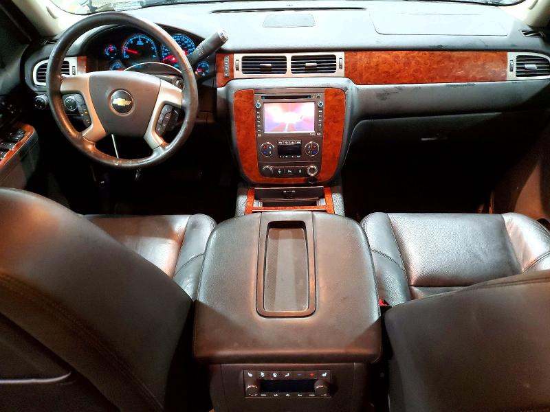 Photo 8 from auction – 2013 CHEVROLET TAHOE with VIN 1GNSKCE05DR287759