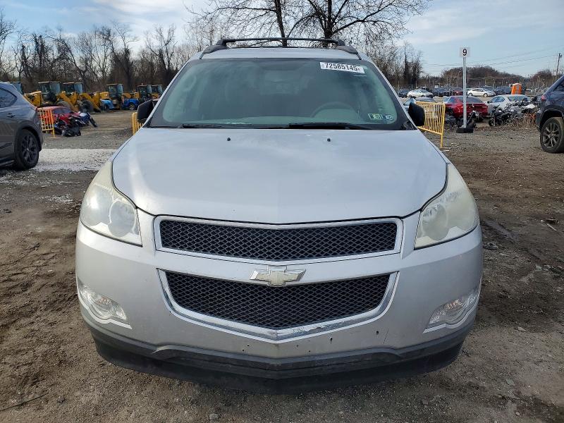 Photo 5 from auction – 2011 CHEVROLET TRAVERSE L with VIN 1GNKREEDXBJ177554