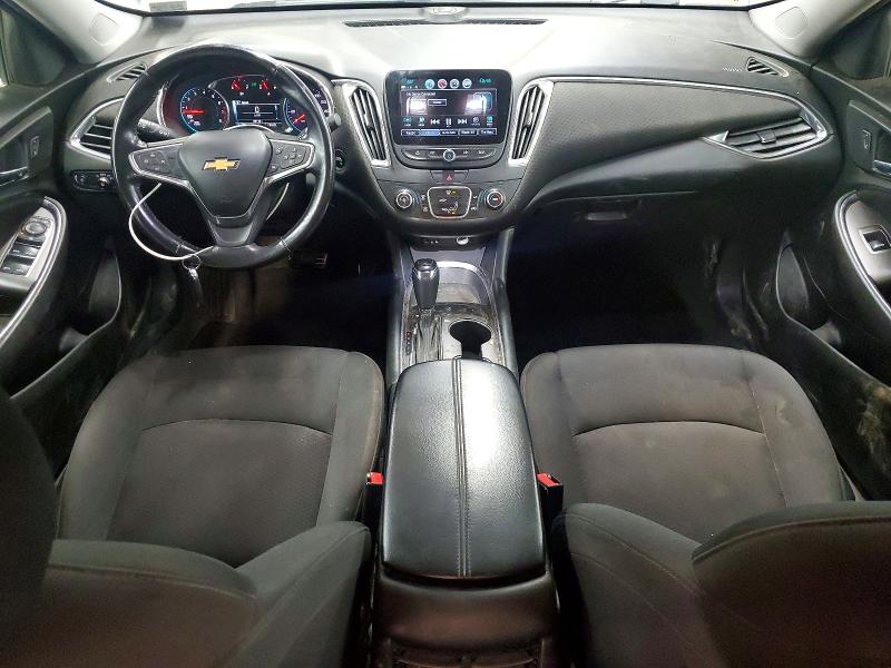 Photo 8 from auction – 2018 CHEVROLET MALIBU LT with VIN 1G1ZD5ST5JF123851