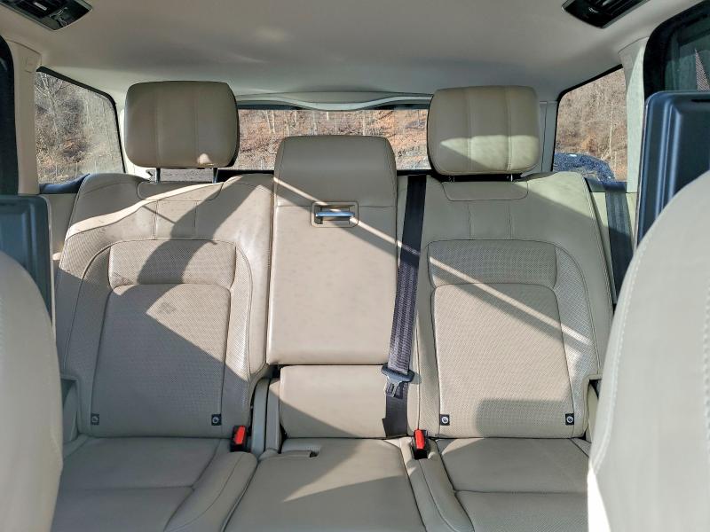 Photo 10 from auction – 2018 LAND ROVER RANGE ROVE with VIN SALGS5RE1JA393239