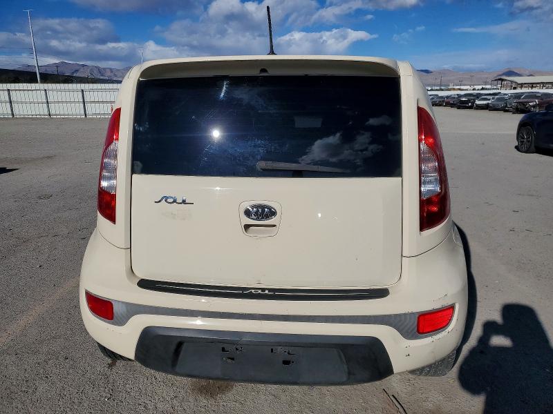 Photo 5 from auction – 2012 KIA SOUL with VIN KNDJT2A52C7462394