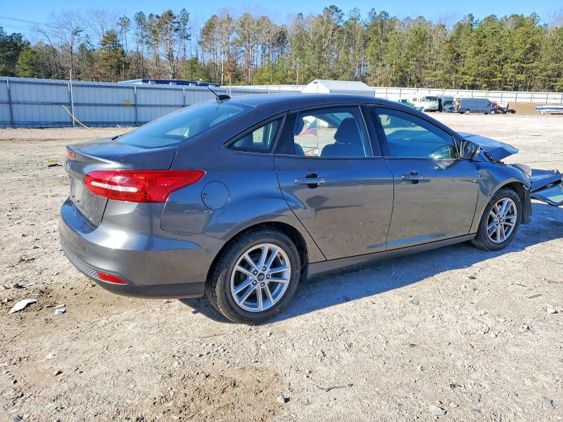 Photo 3 from auction – 2017 FORD FOCUS with VIN 1FADP3F29HL309327