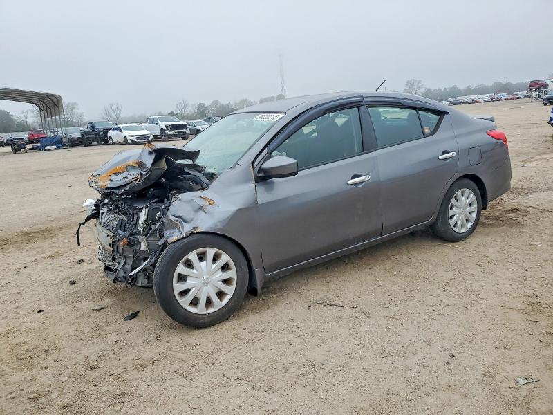 NISSAN VERSA S 2017 with VIN 3N1CN7AP6HL834259 - Photo from auction