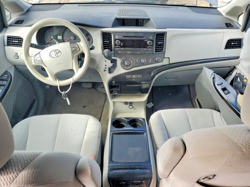 Photo 8 from auction – 2011 TOYOTA SIENNA LE with VIN 5TDKK3DC2BS107303