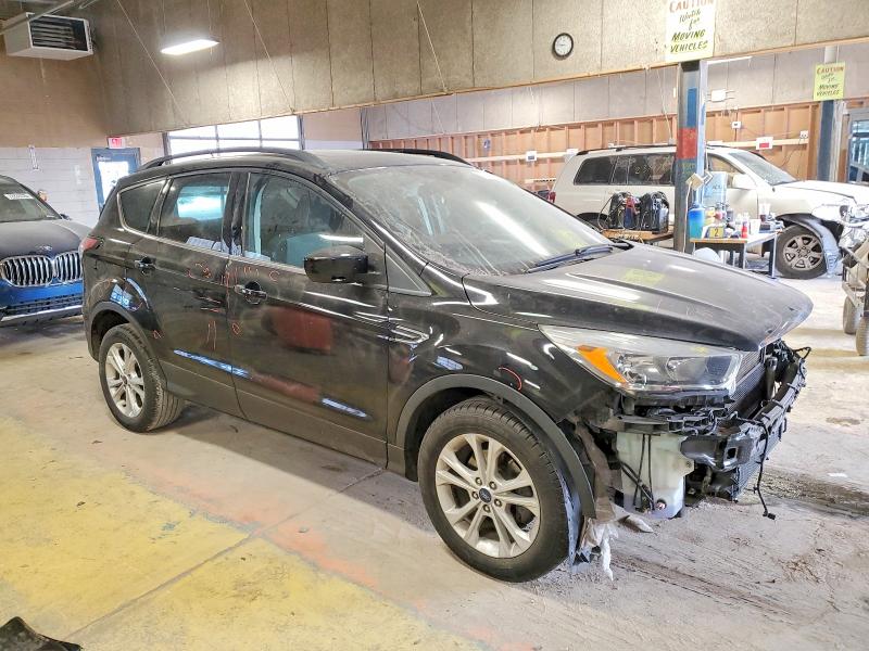 Photo 4 from auction – 2018 FORD ESCAPE SE with VIN 1FMCU0GD9JUC40843