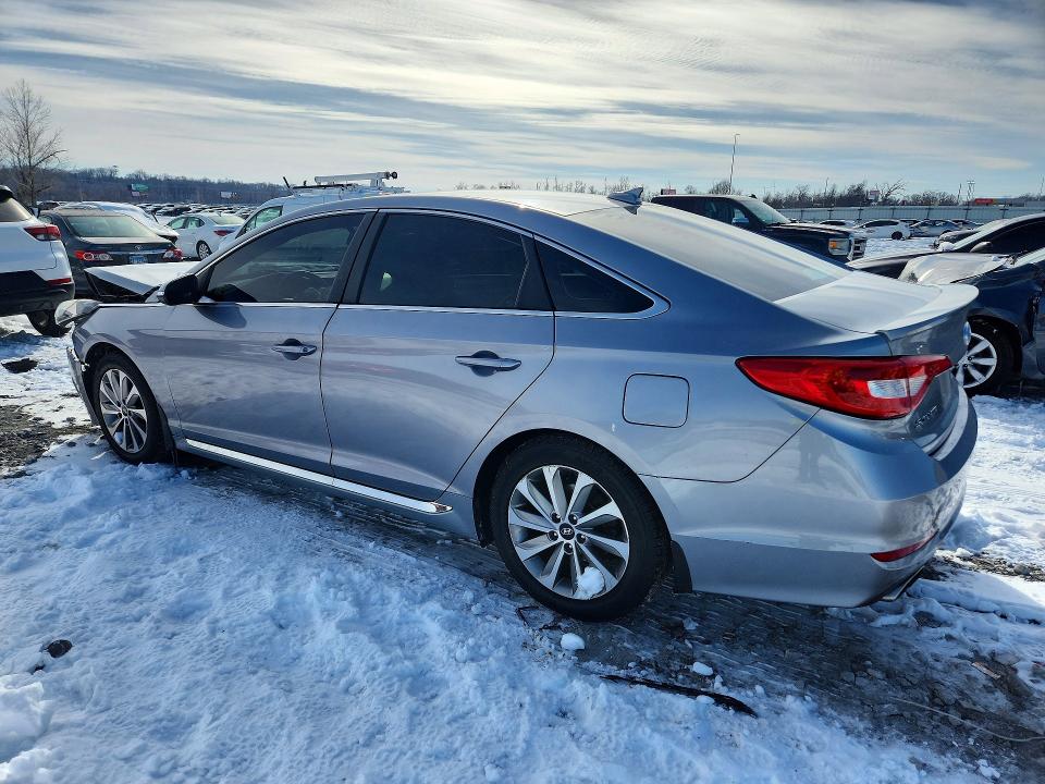 Photo 2 from auction – 2015 HYUNDAI SONATA SPO with VIN 5NPE34AF8FH222787