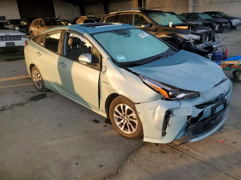 Photo 4 from auction – 2019 TOYOTA PRIUS with VIN JTDKARFU1K3093357