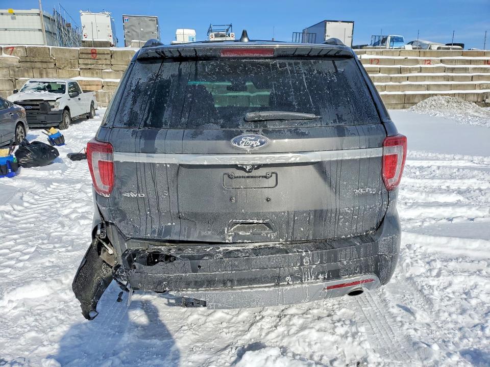 Photo 6 from auction – 2017 FORD EXPLORER with VIN 1FM5K8D8XHGB51540