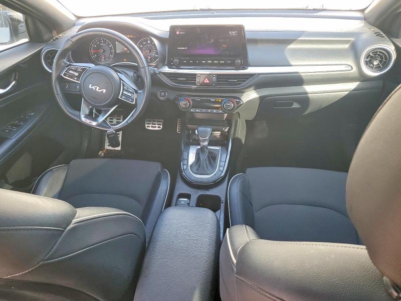 Photo 8 from auction – 2022 KIA FORTE with VIN 3KPF54AD5NE491880
